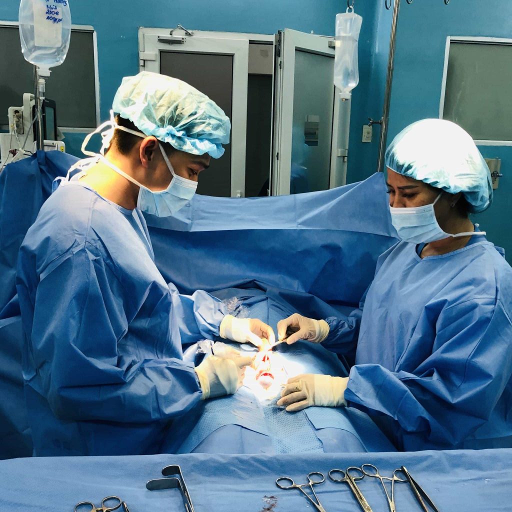 chữa dương vật bị cong